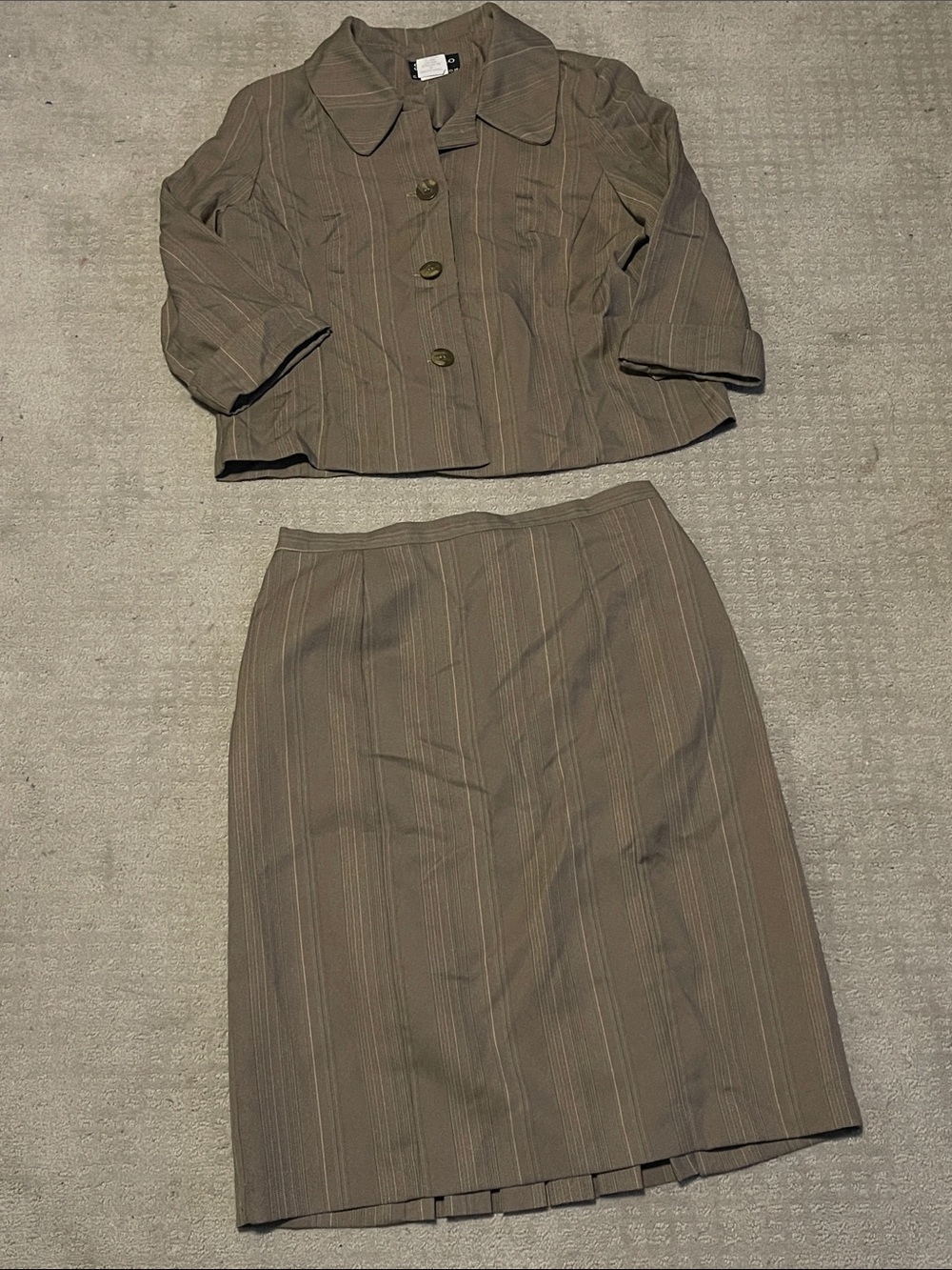 Spago collection vintage 12 brown Pinstripe Pencil Skirt jacket Professional set